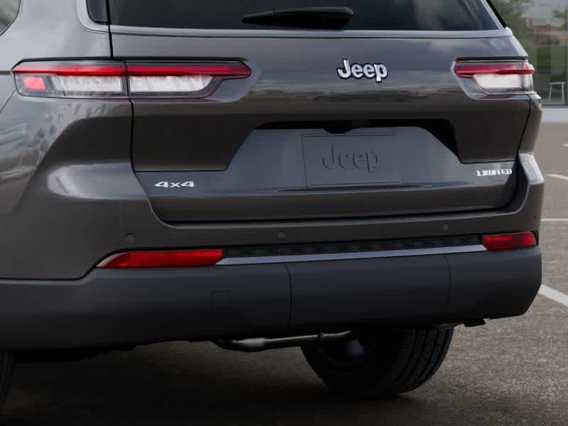 Thumbnail: 2026 Jeep Grand Cherokee L - 13