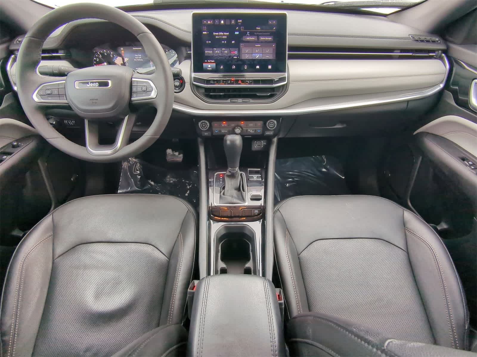 Thumbnail: 2023 Jeep Compass - 22