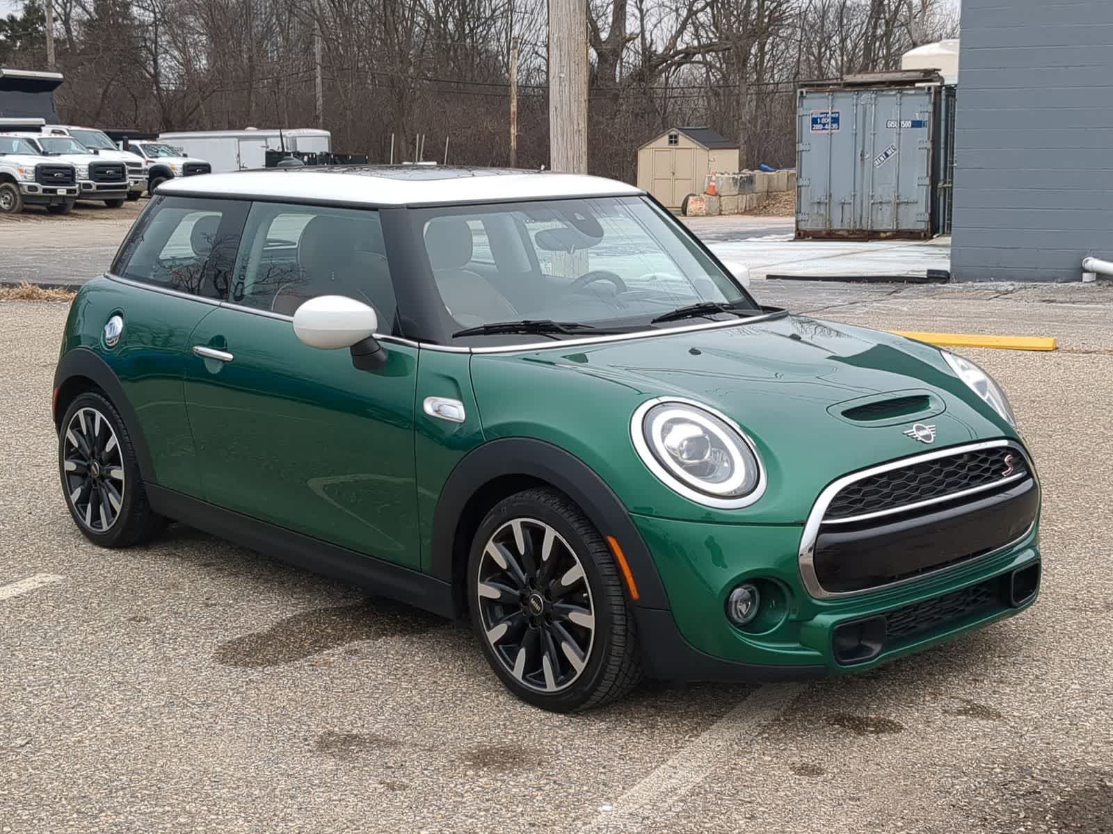 Thumbnail: 2021 MINI Cooper Hardtop - 16