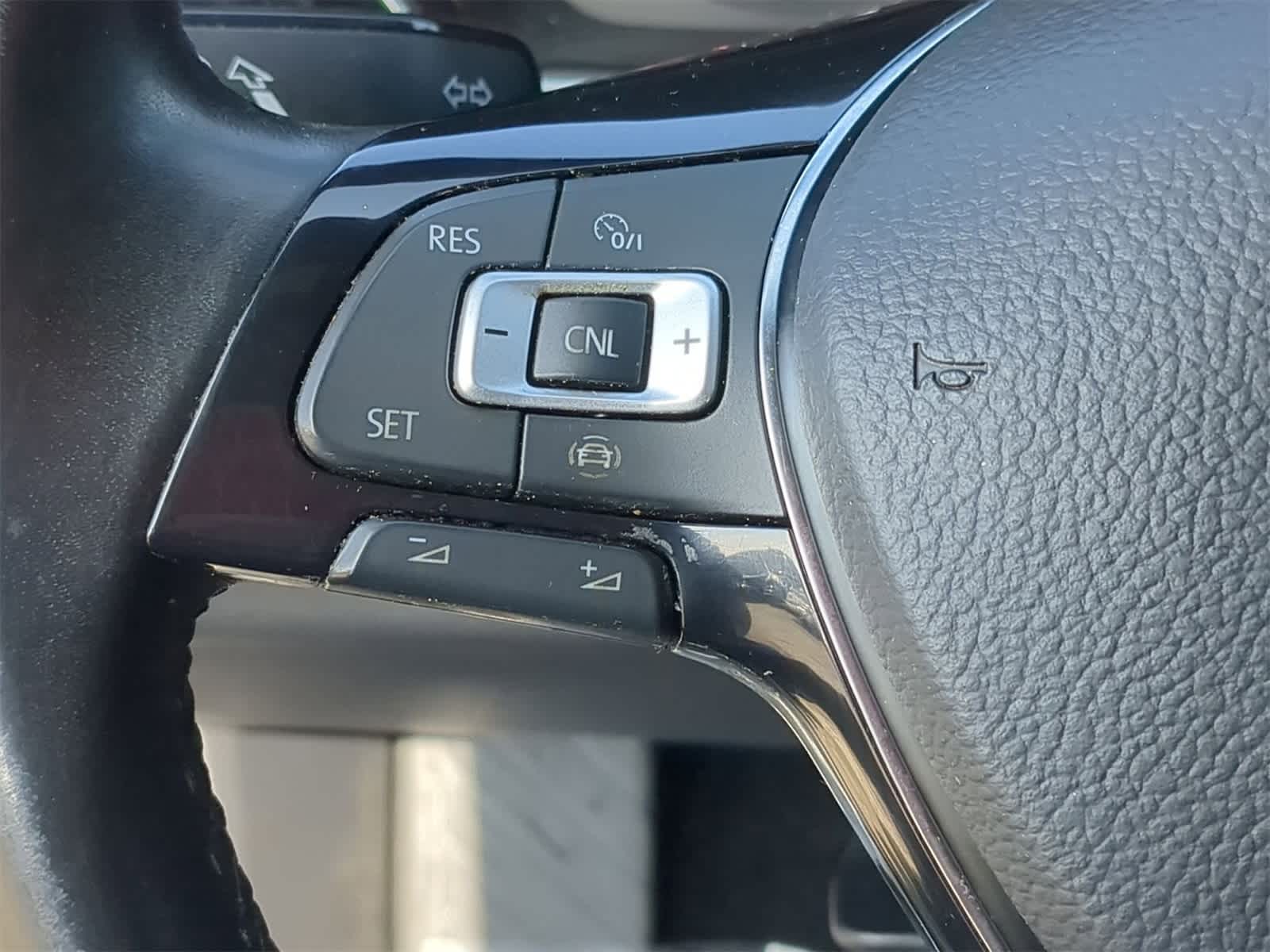 Thumbnail: 2021 Volkswagen Jetta - 30