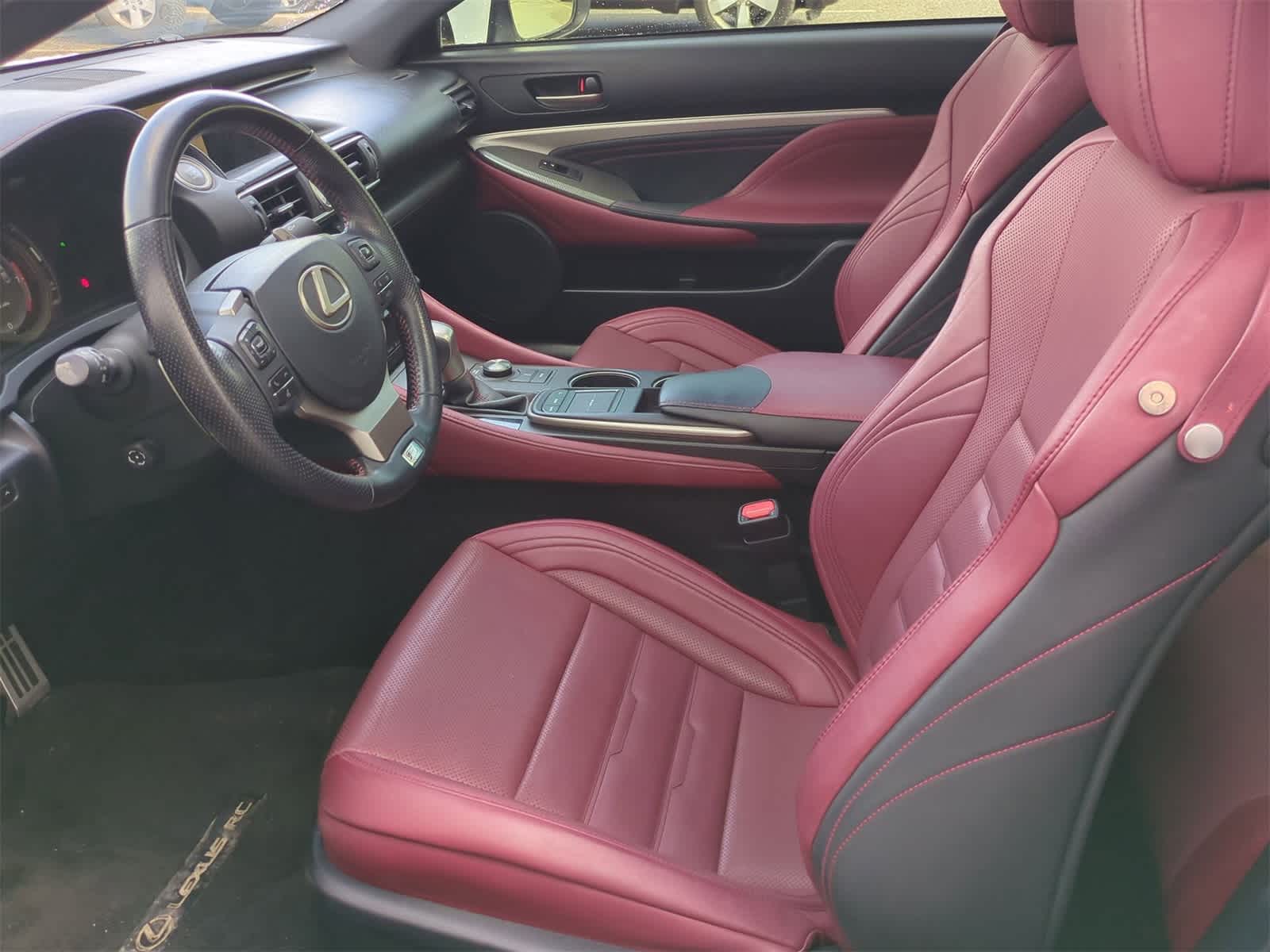 Thumbnail: 2017 Lexus RC - 15