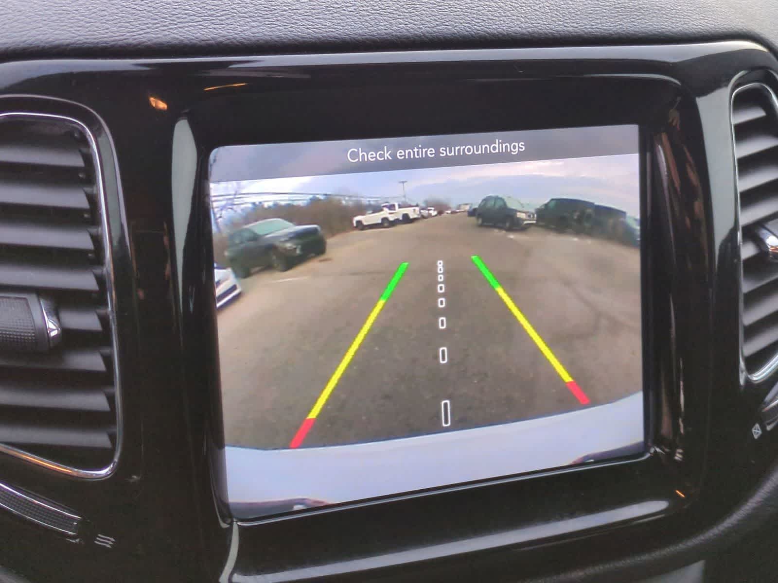 Thumbnail: 2018 Jeep Compass - 29