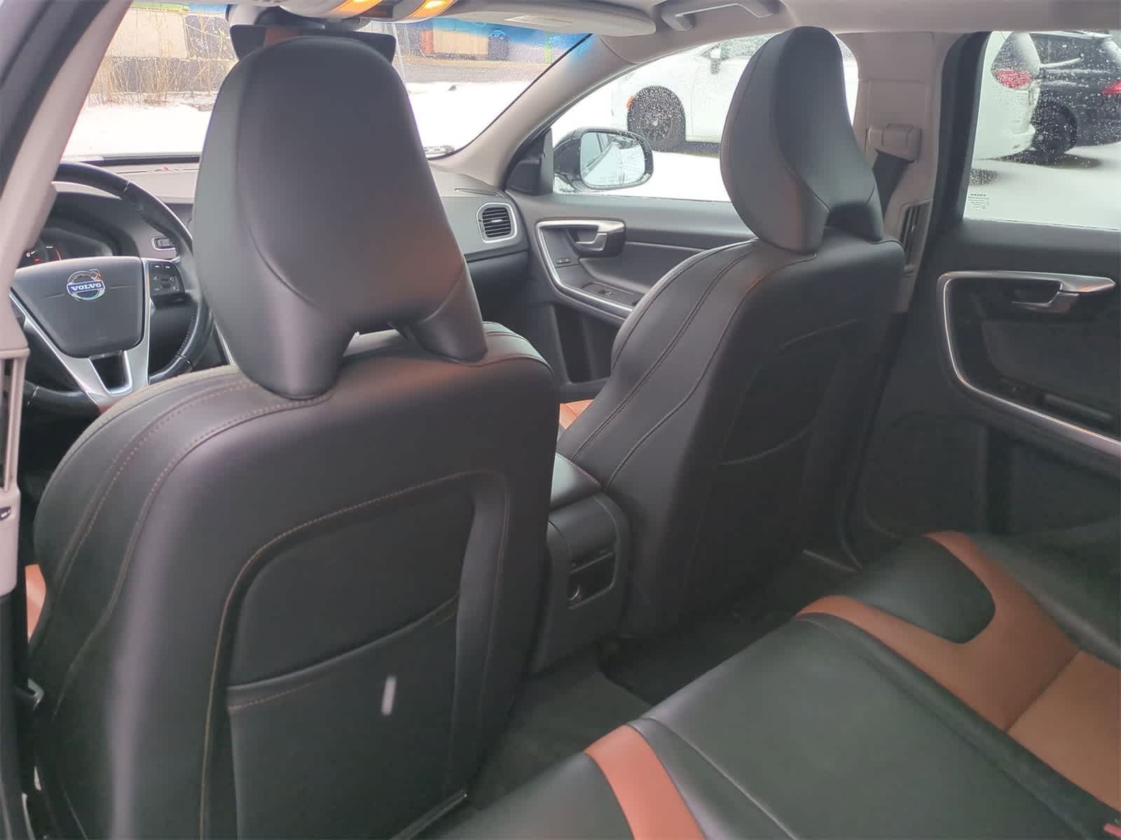 Thumbnail: 2017 Volvo S60 - 18