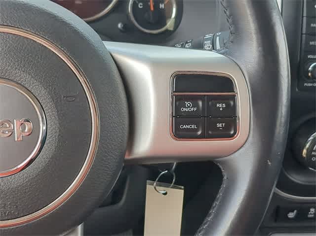 Thumbnail: 2017 Jeep Compass - 24