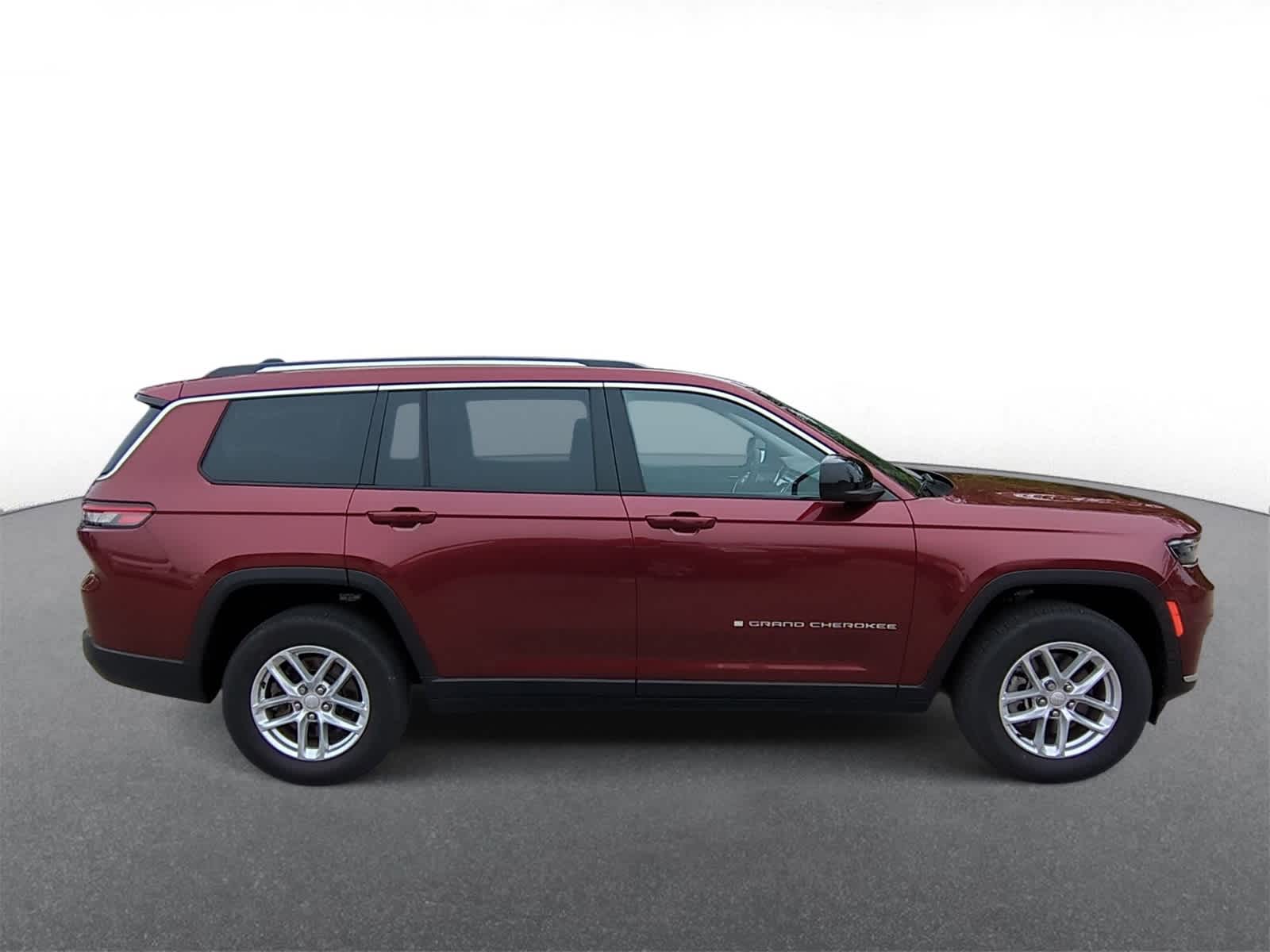 Thumbnail: 2023 Jeep Grand Cherokee L - 9