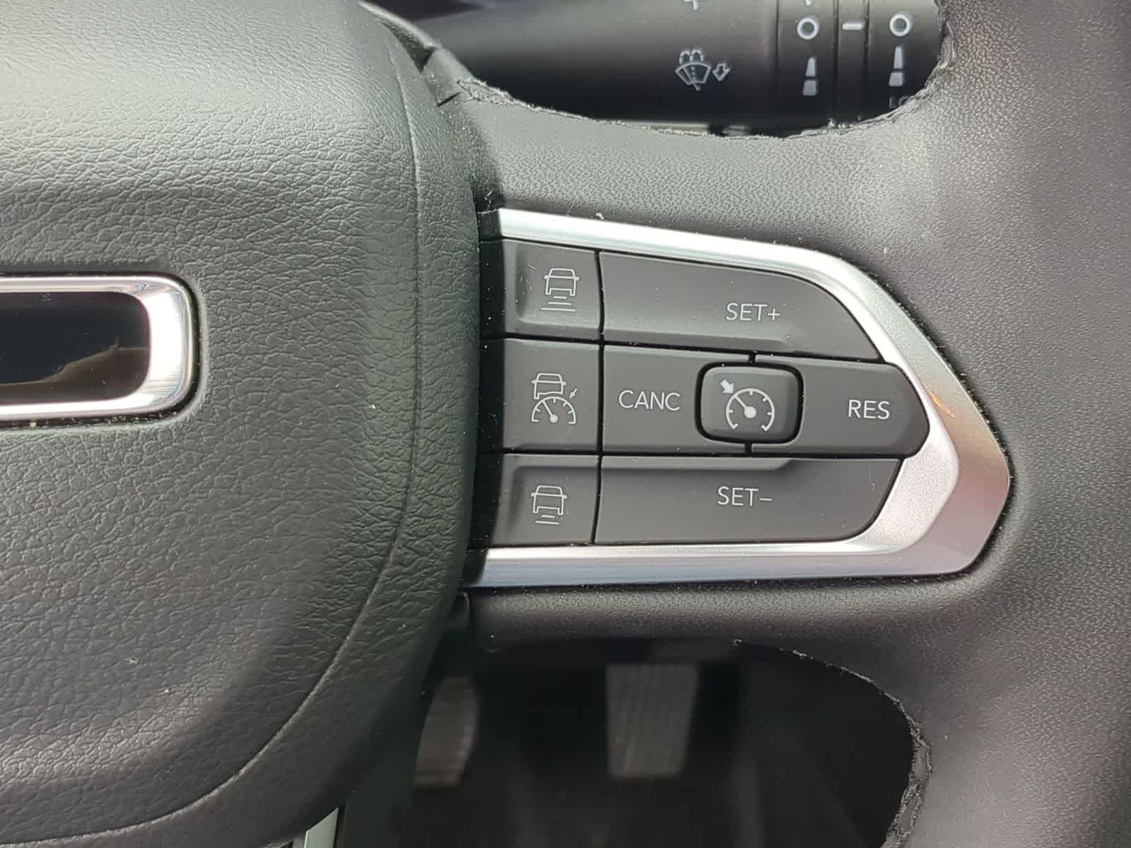 Thumbnail: 2024 Jeep Compass - 24