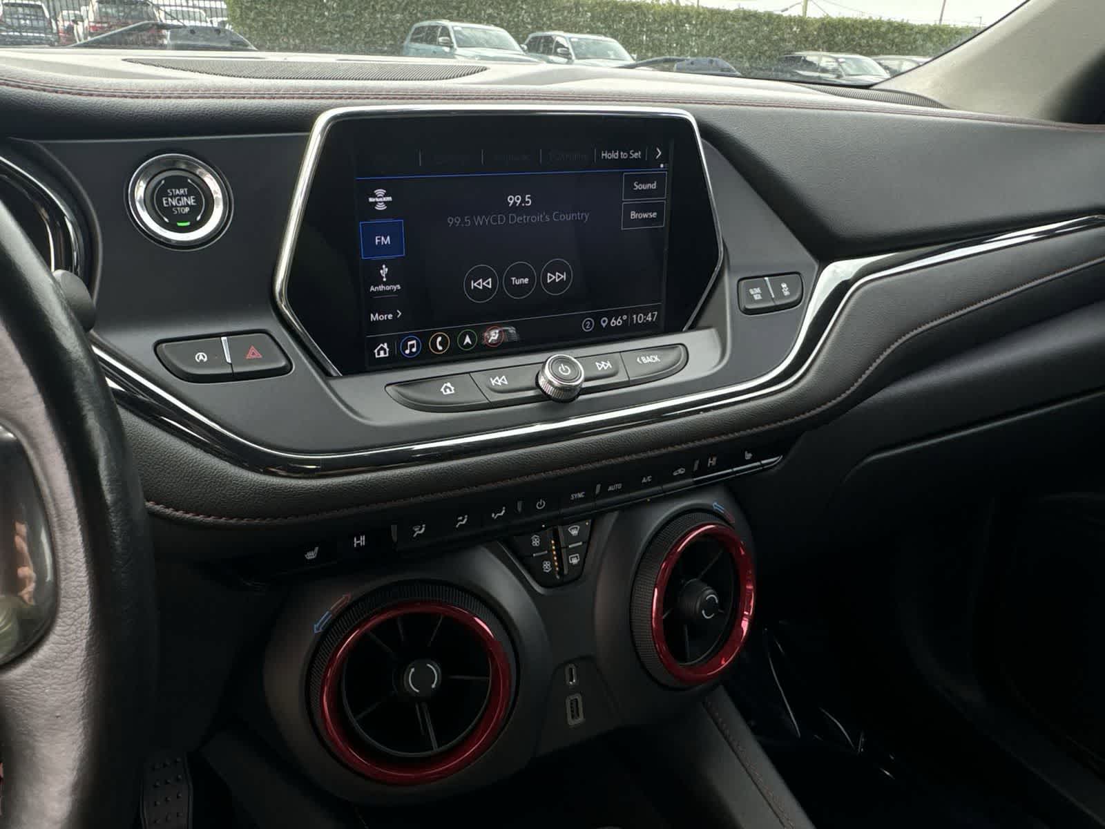 Thumbnail: 2020 Chevrolet Blazer - 28