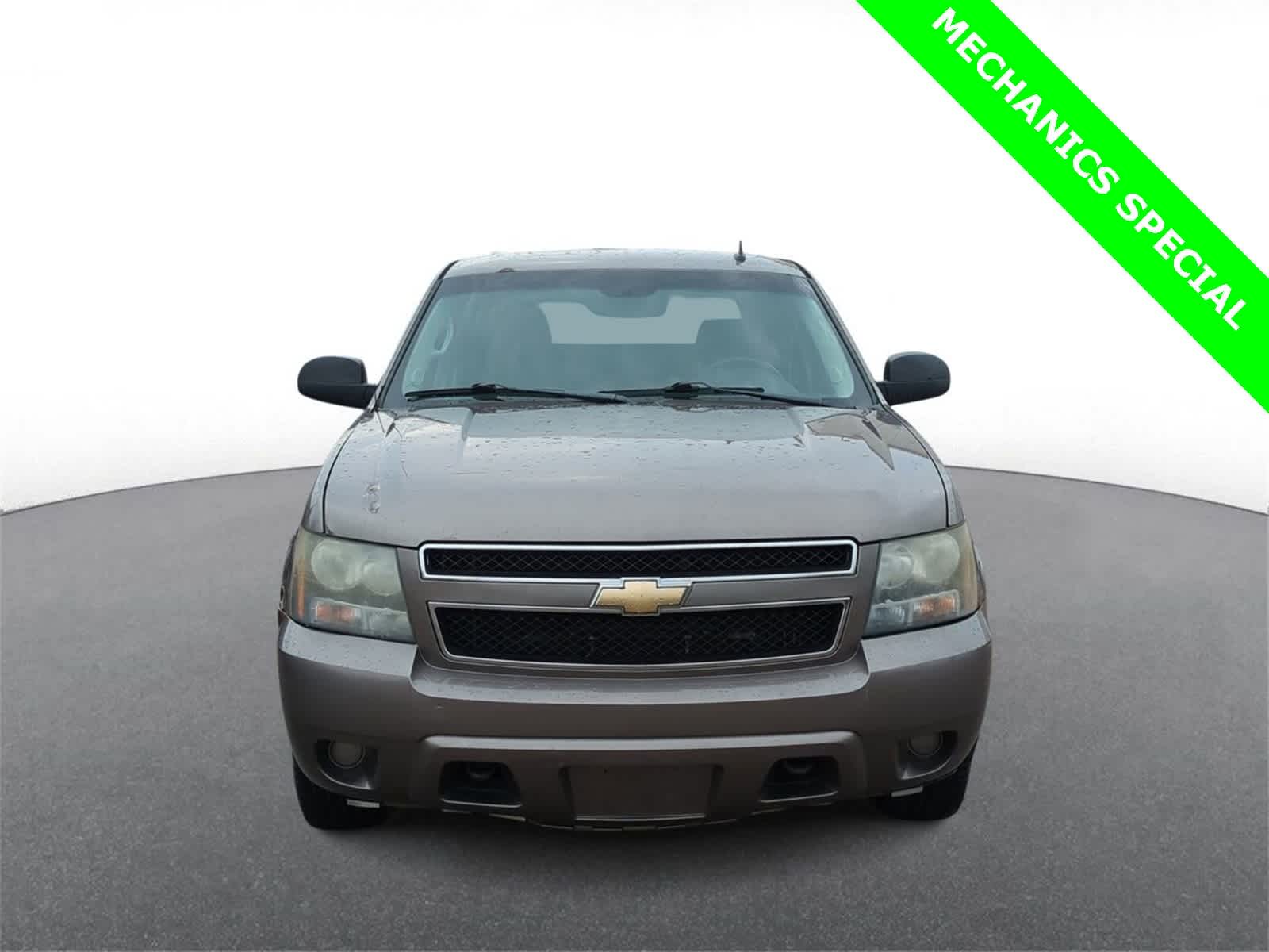 Thumbnail: 2011 Chevrolet Avalanche 1500 - 3