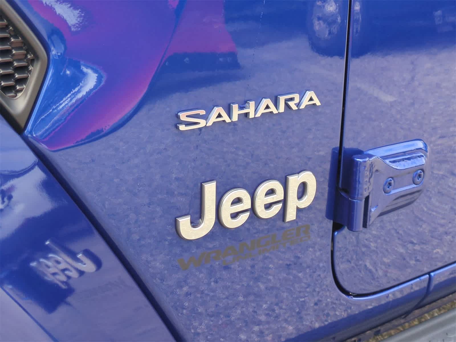 Thumbnail: 2019 Jeep Wrangler - 12