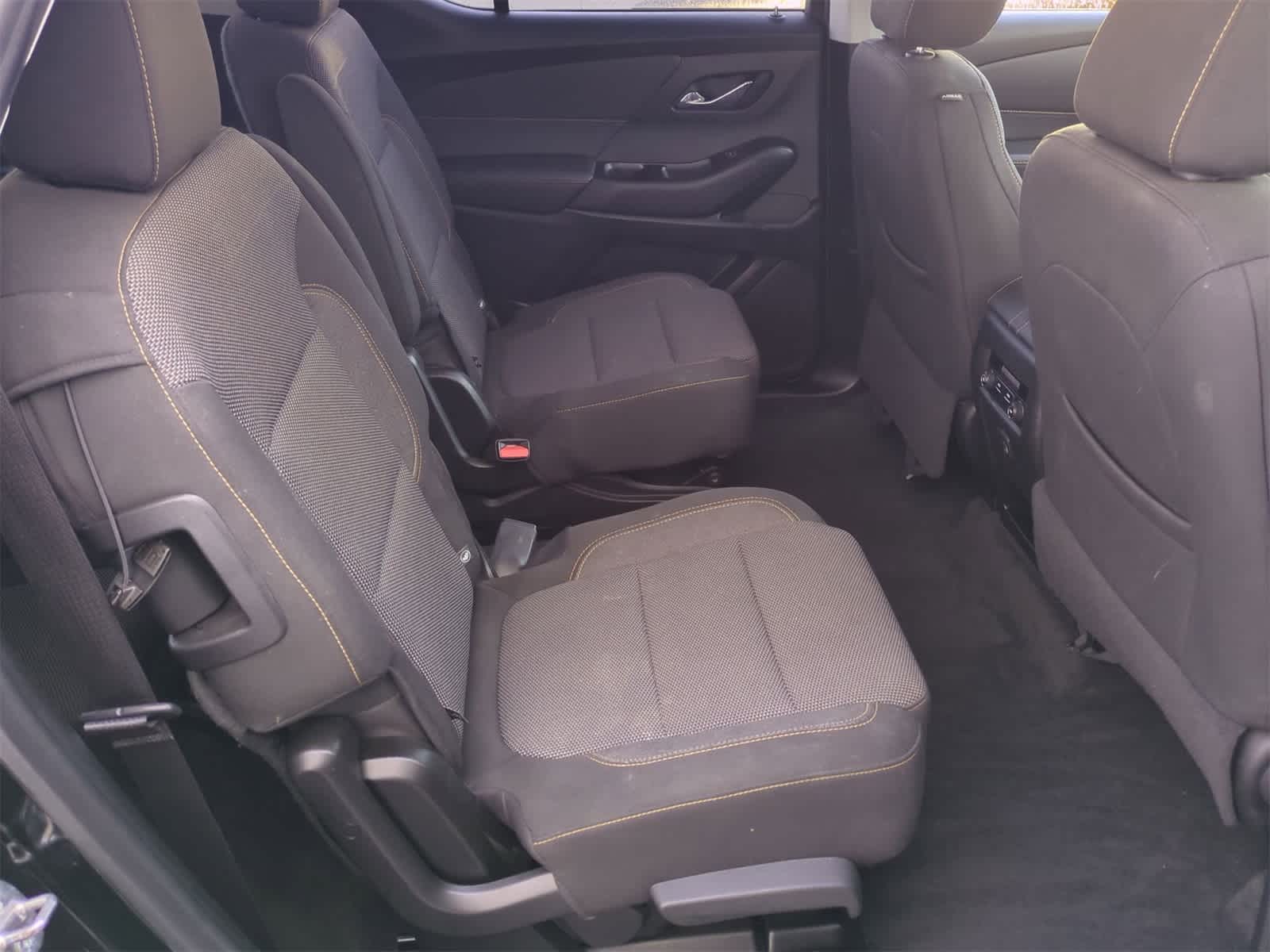 Thumbnail: 2020 Chevrolet Traverse - 20