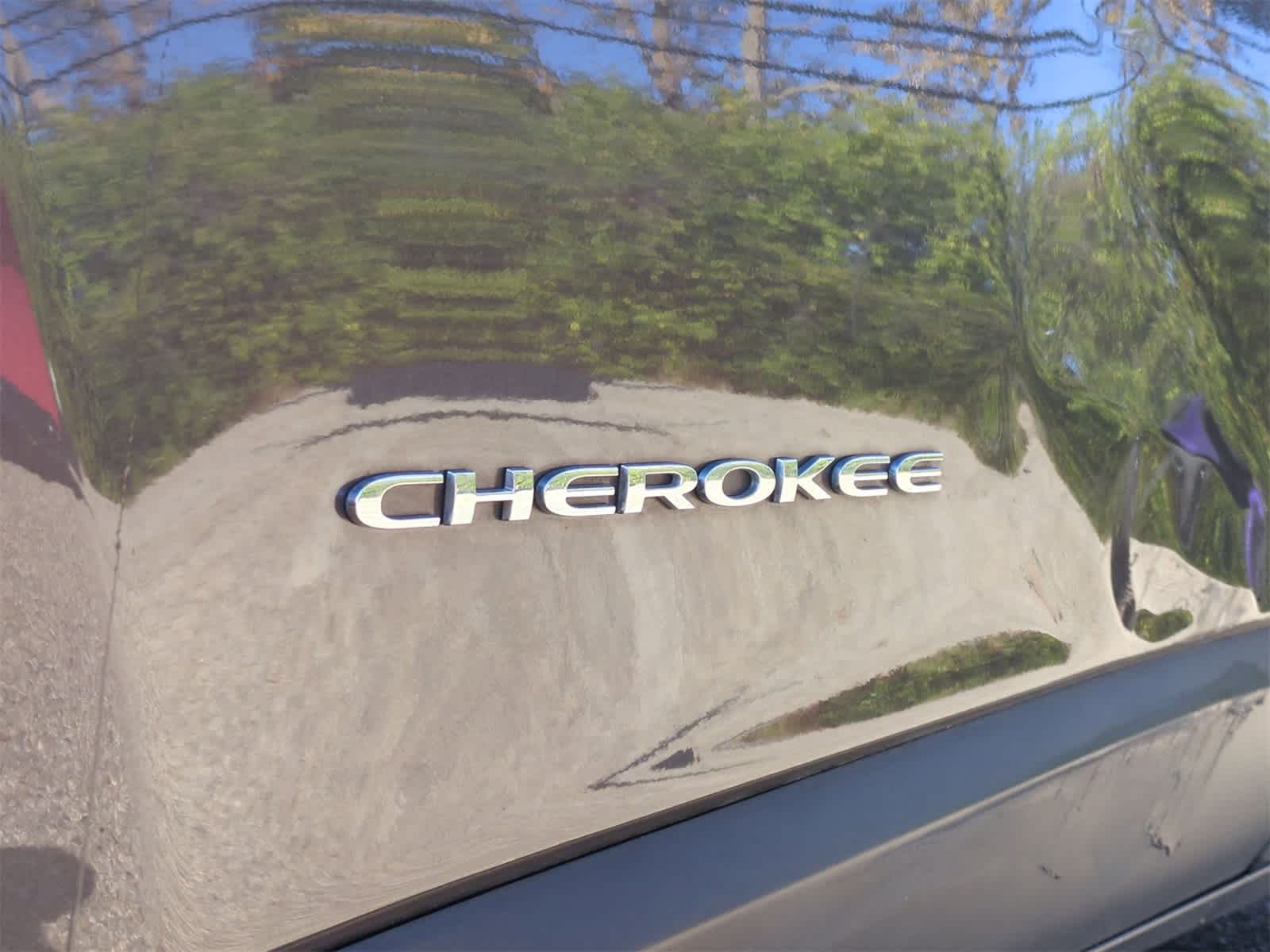 Thumbnail: 2021 Jeep Cherokee - 13
