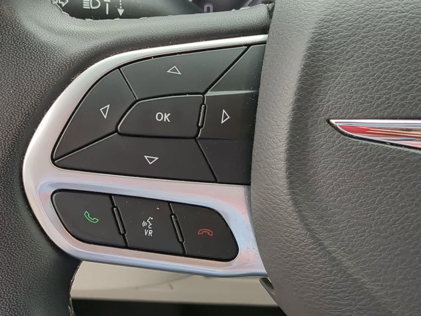 Thumbnail: 2024 Chrysler Pacifica - 23