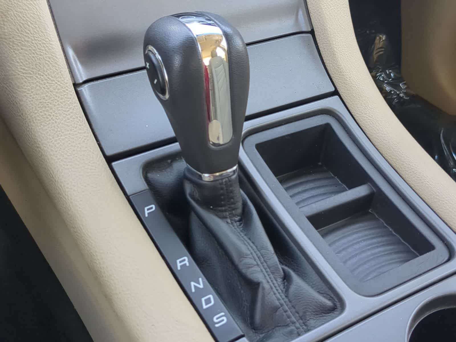 Thumbnail: 2015 Ford Taurus - 27