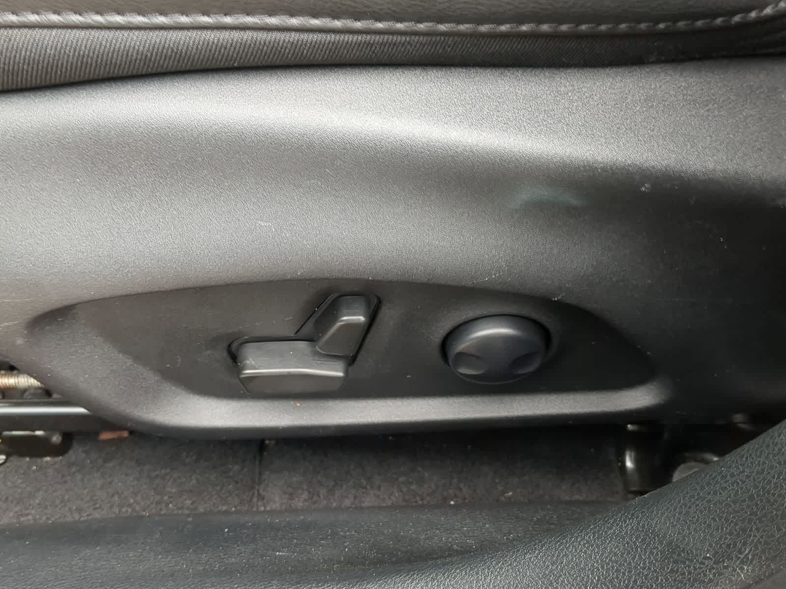 Thumbnail: 2022 Jeep Compass - 16