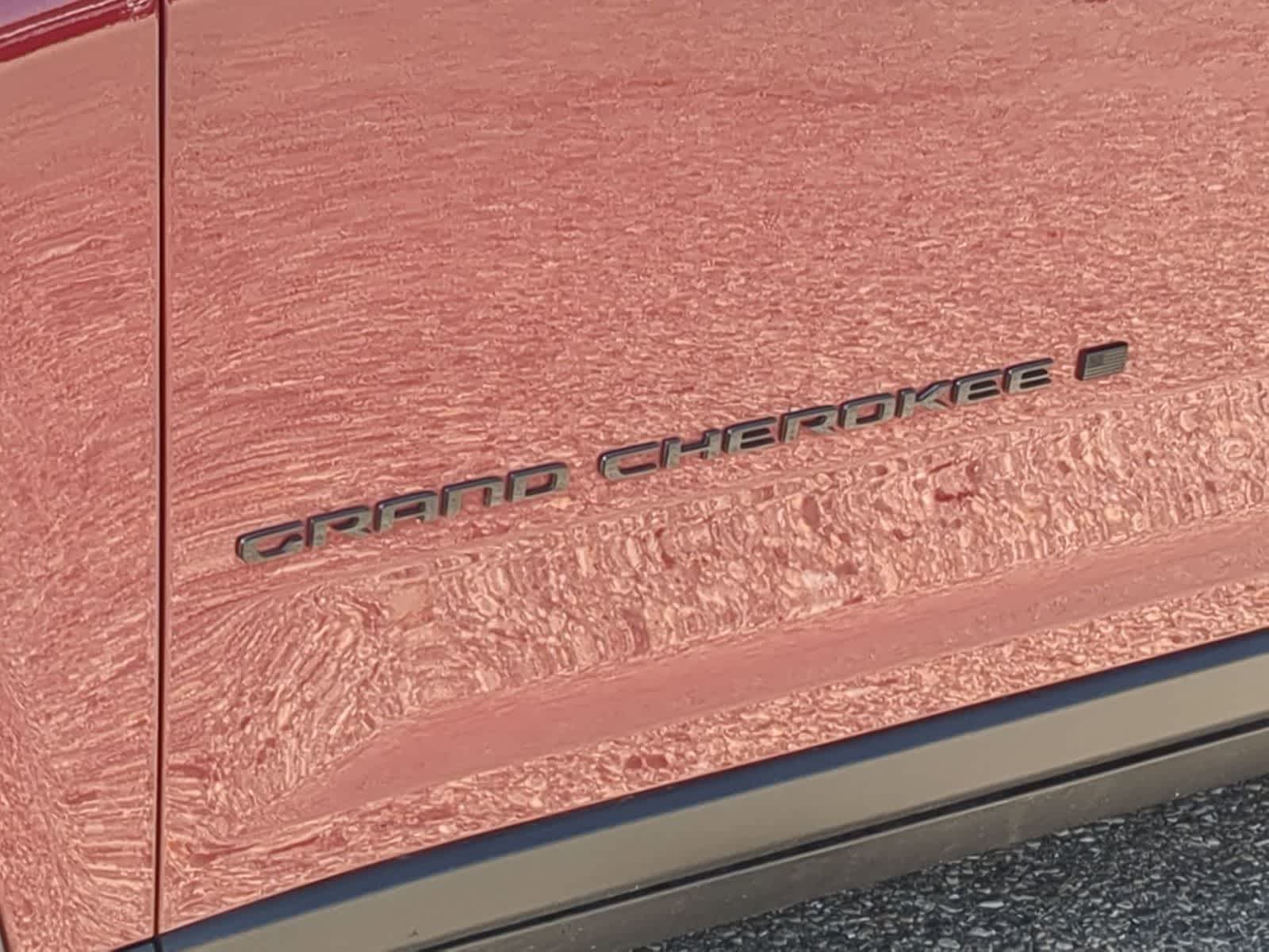 Thumbnail: 2023 Jeep Grand Cherokee - 13