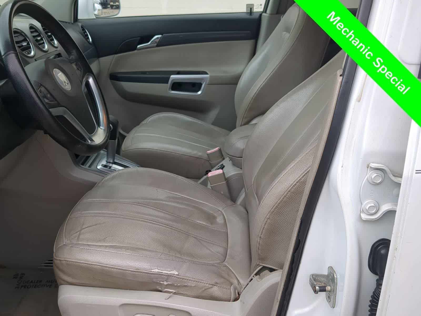 Thumbnail: 2008 Saturn VUE - 16