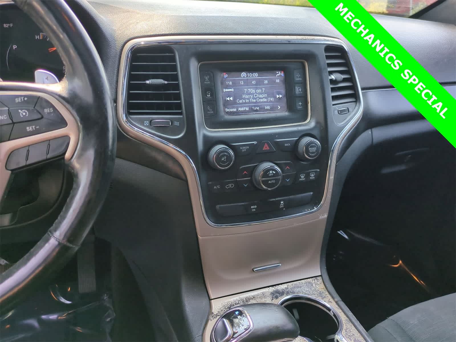 Thumbnail: 2014 Jeep Grand Cherokee - 25