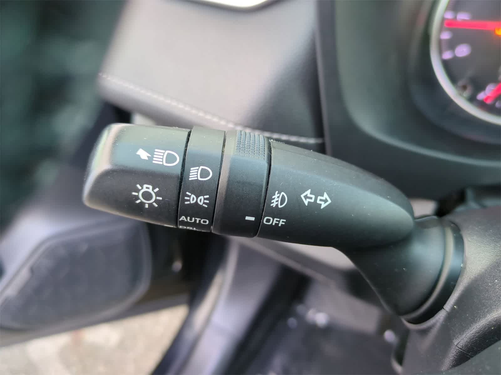 Thumbnail: 2019 Toyota RAV4 - 27