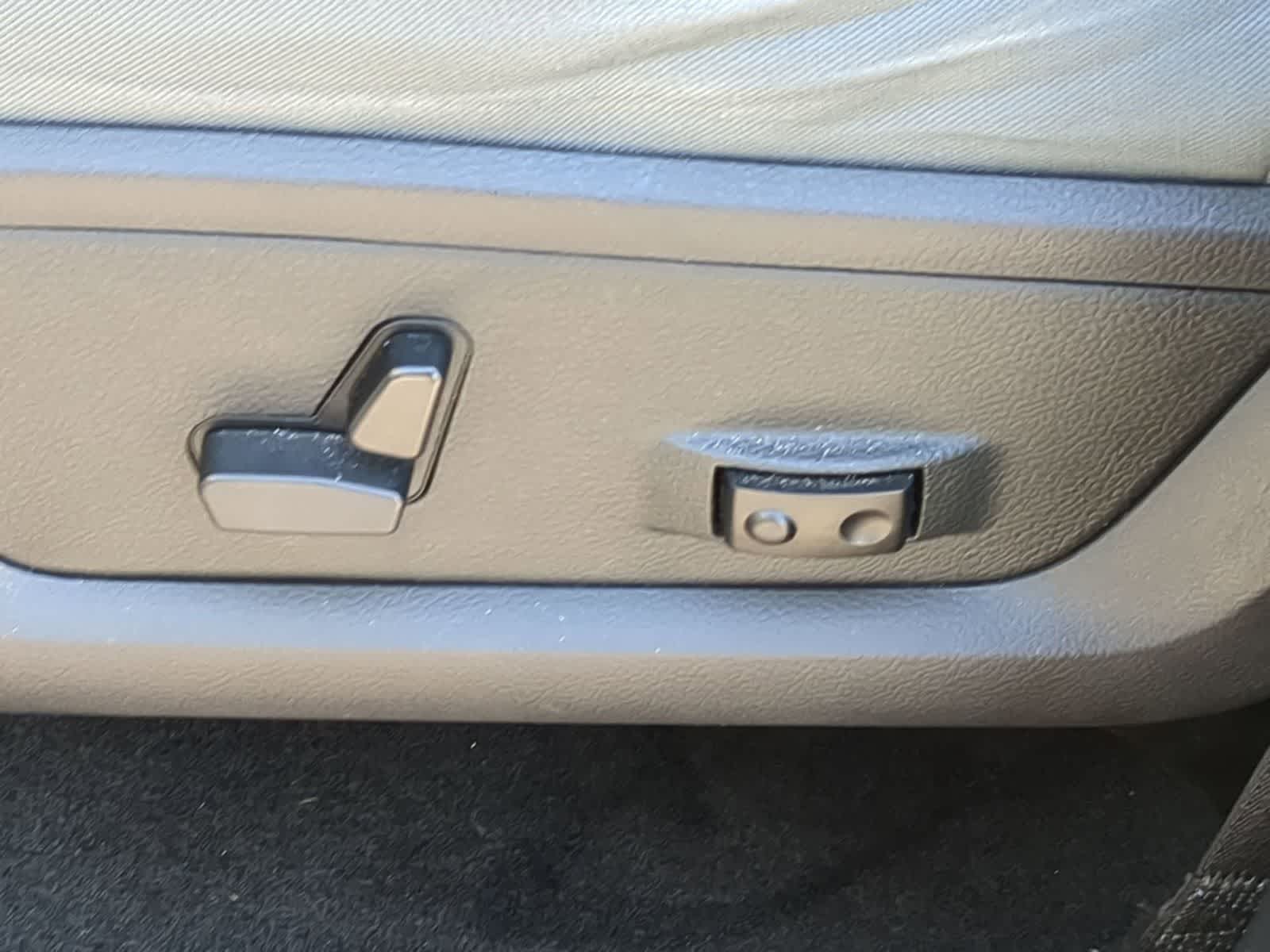 Thumbnail: 2016 RAM 1500 - 17