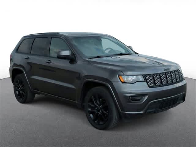 Used 2019 Jeep Grand Cherokee Altitude with VIN 1C4RJFAG9KC660803 for sale in Troy, MI