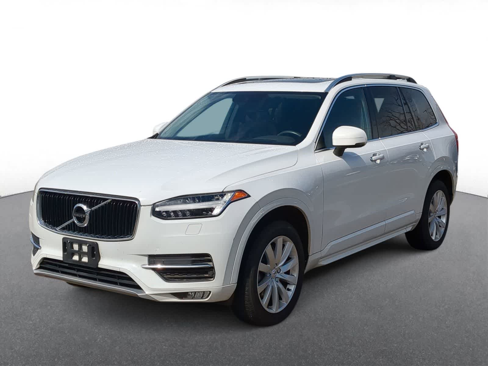 Thumbnail: 2018 Volvo XC90 - 4