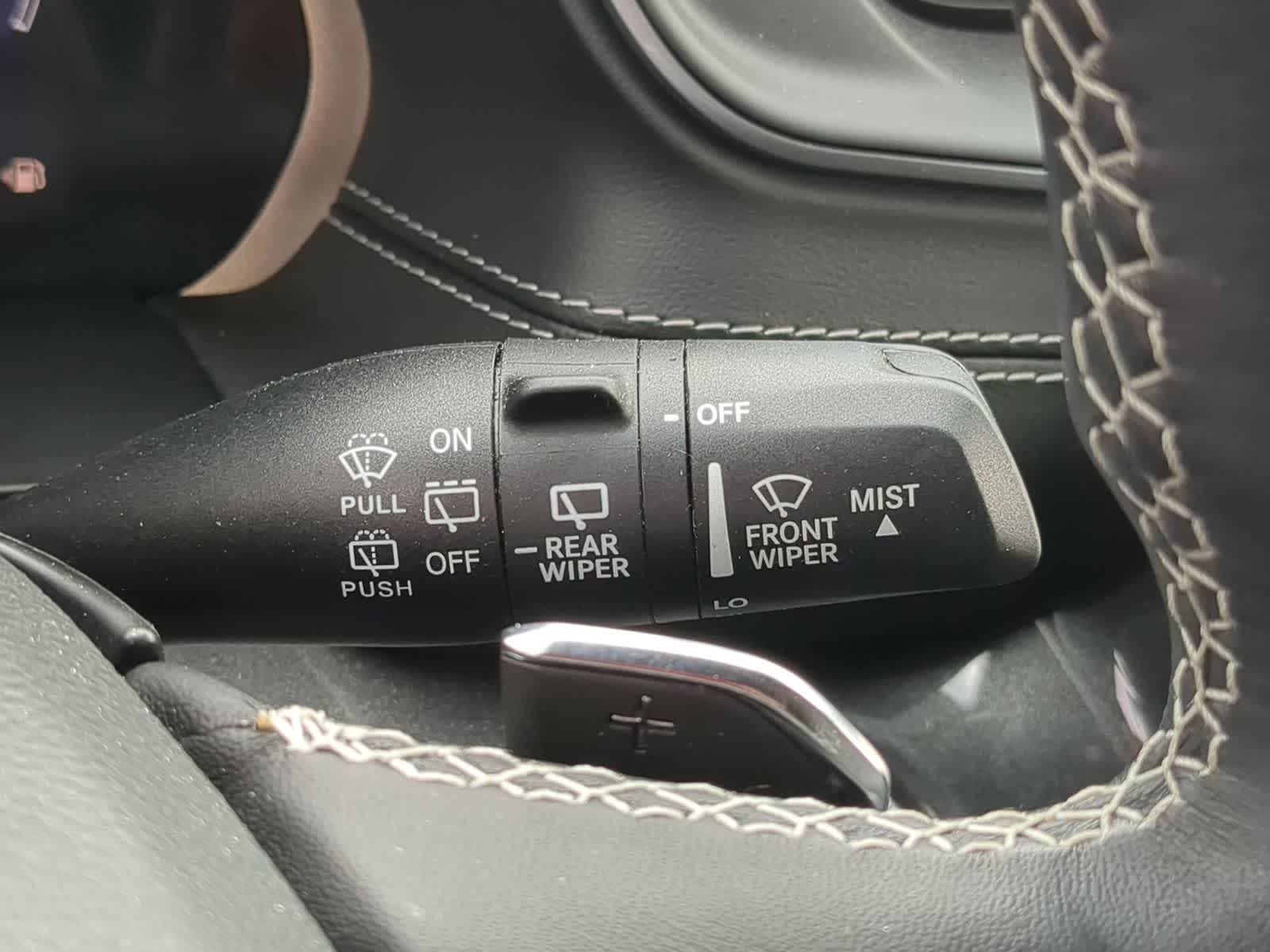 Thumbnail: 2022 Jeep Grand Cherokee - 25