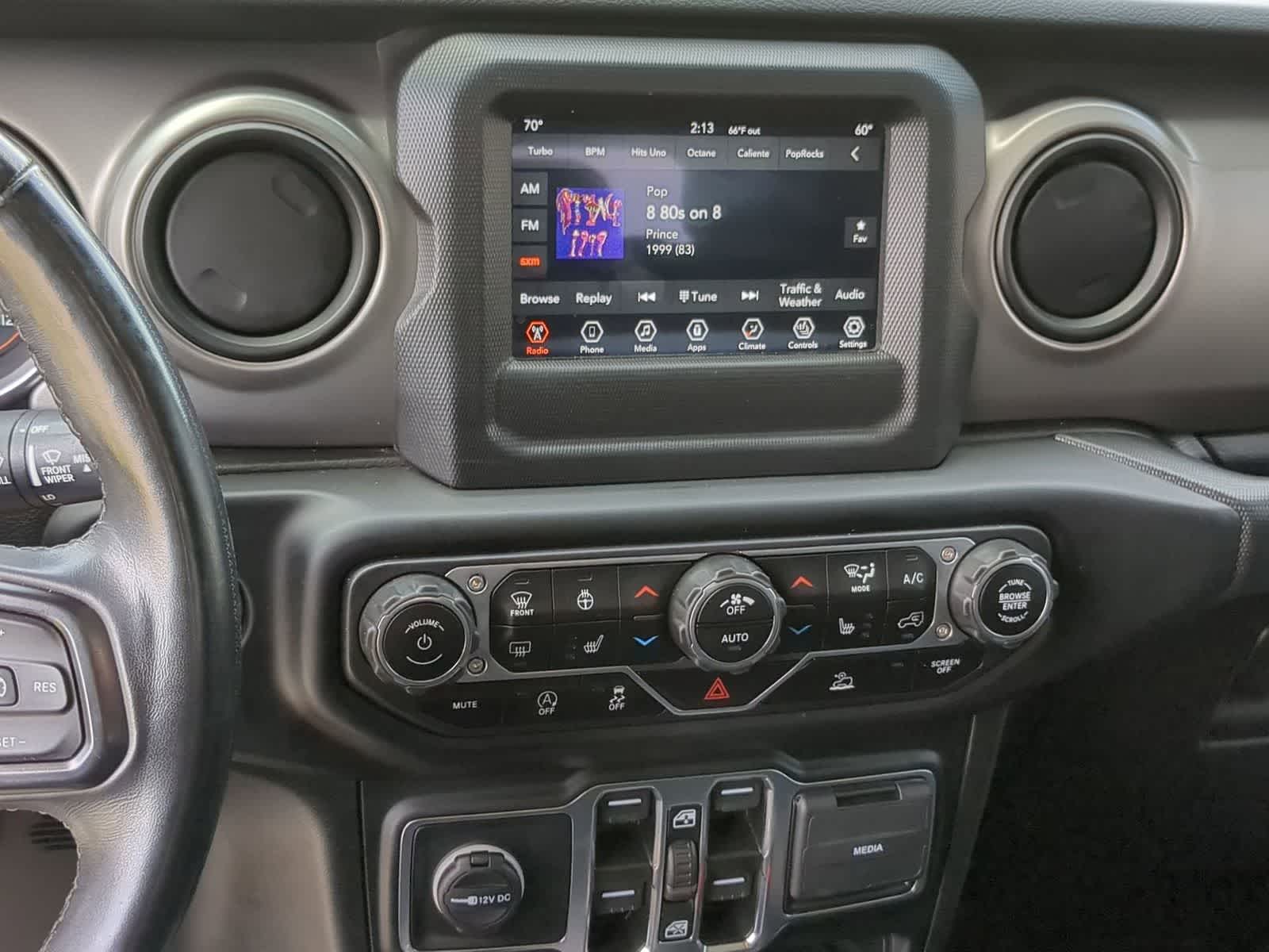 Thumbnail: 2021 Jeep Gladiator - 27
