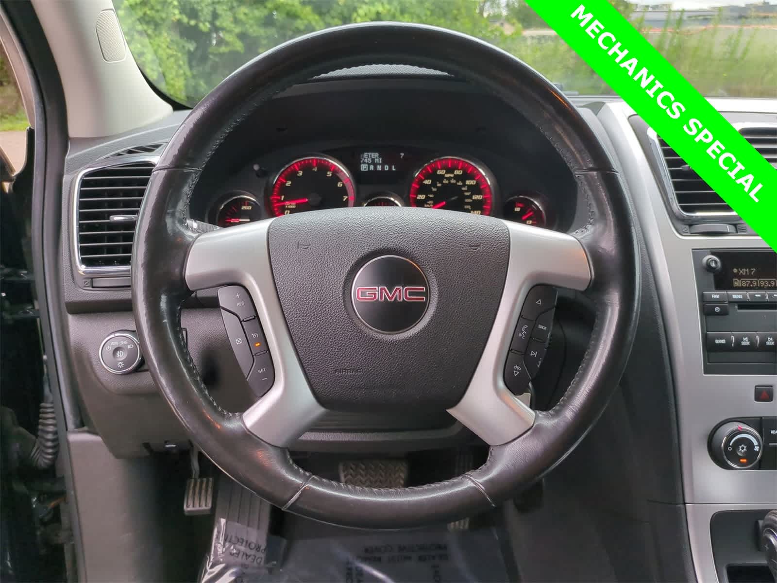 Thumbnail: 2011 GMC Acadia - 20