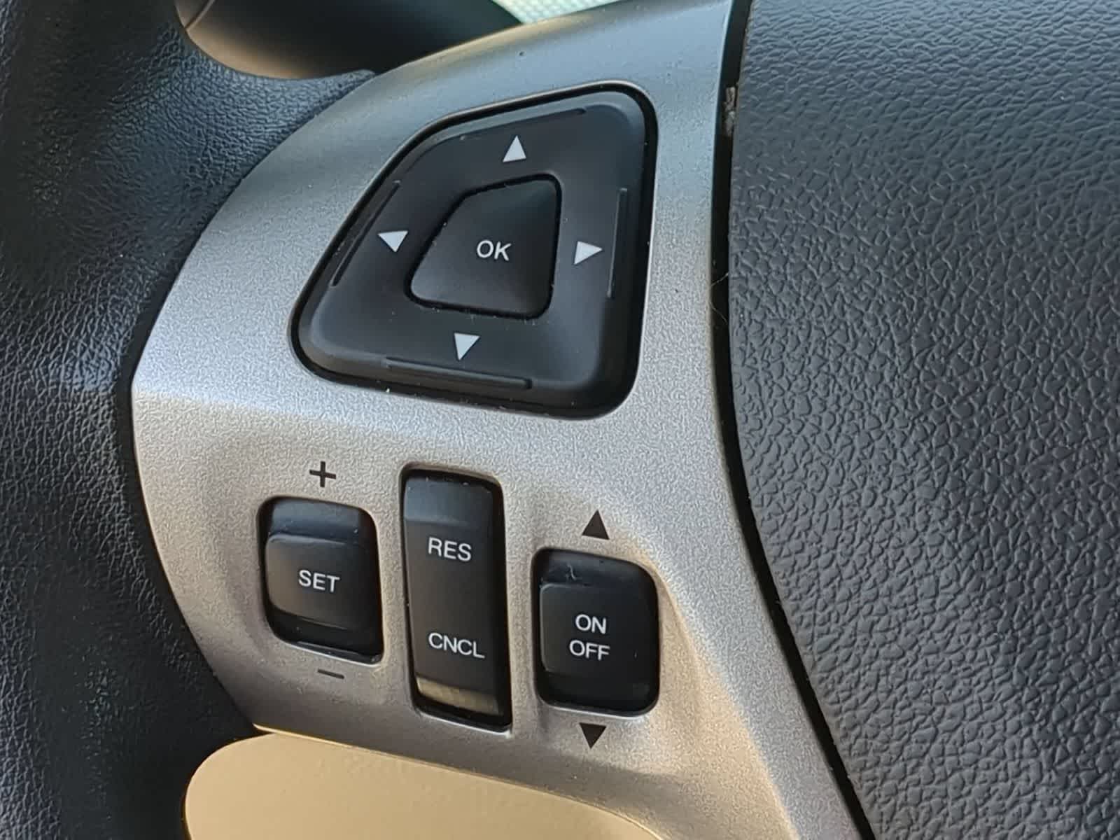 Thumbnail: 2015 Ford Taurus - 23