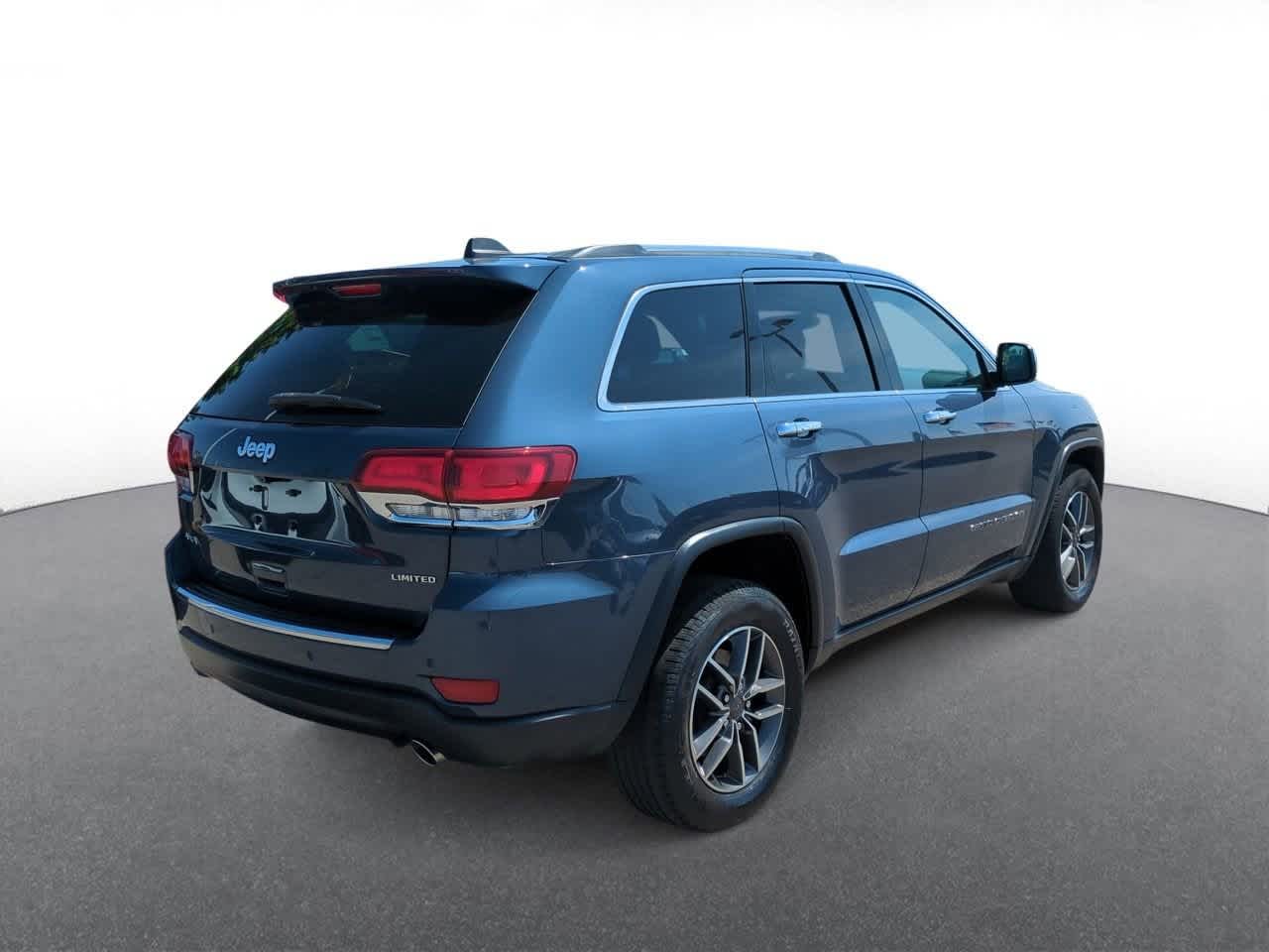 Thumbnail: 2020 Jeep Grand Cherokee - 8