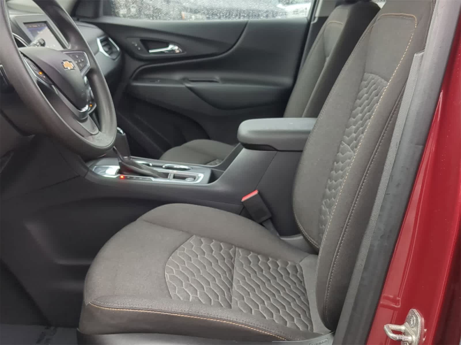 Thumbnail: 2020 Chevrolet Equinox - 24