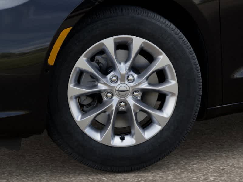 Thumbnail: 2026 Chrysler Pacifica - 8