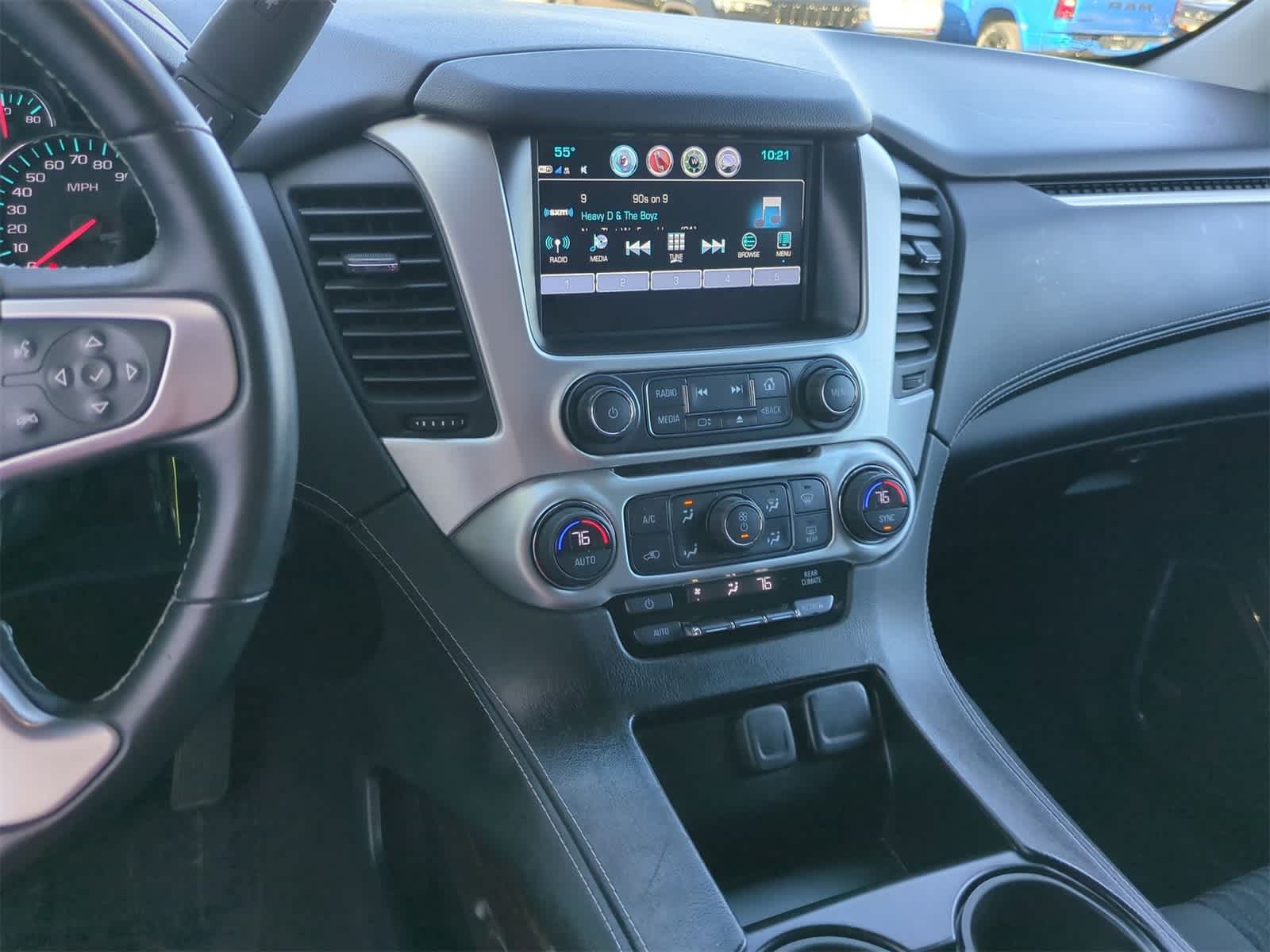 Thumbnail: 2017 GMC Yukon XL - 26