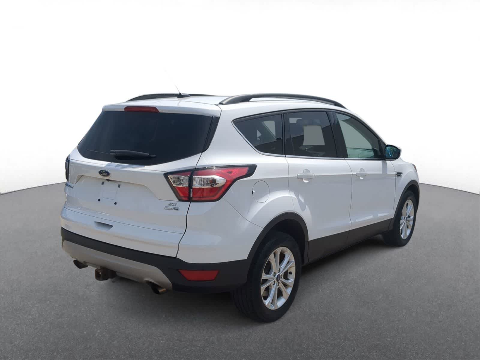 Thumbnail: 2018 Ford Escape - 8