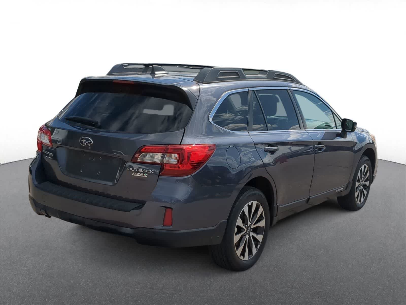 Thumbnail: 2017 Subaru Outback - 8