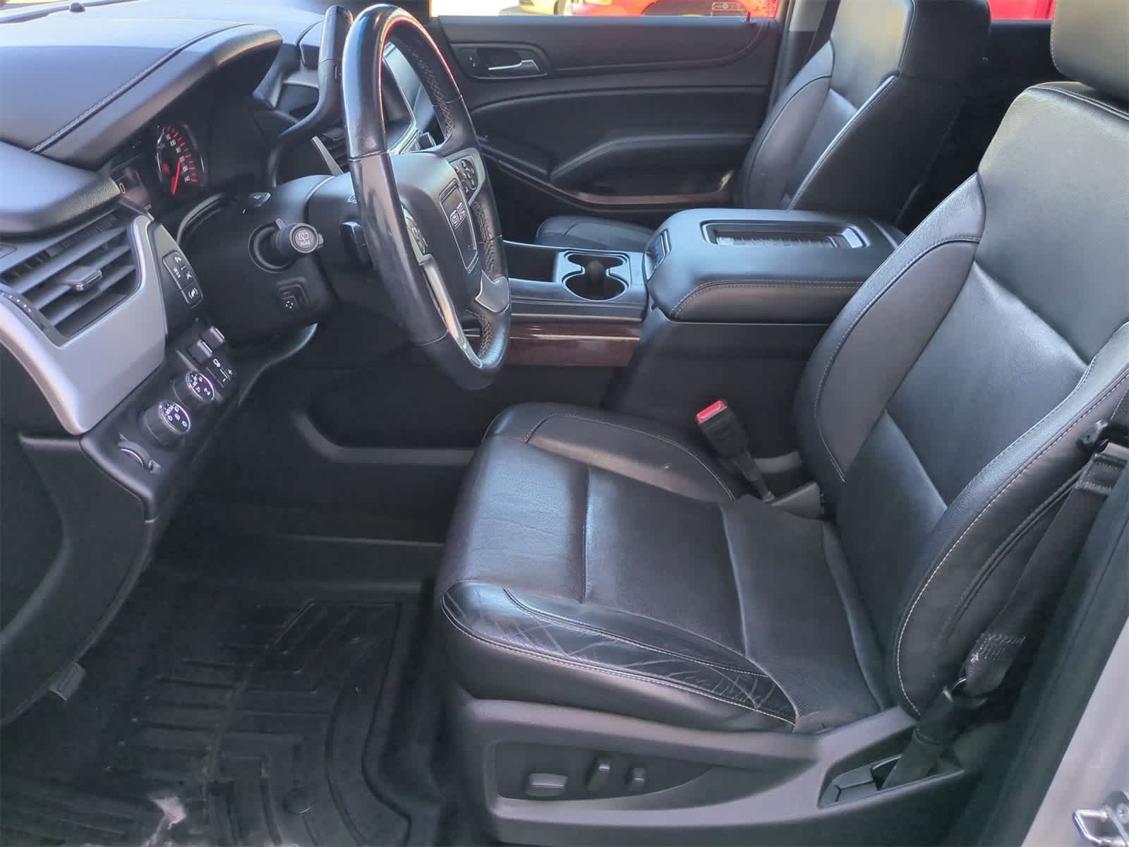 Thumbnail: 2016 GMC Yukon XL - 16