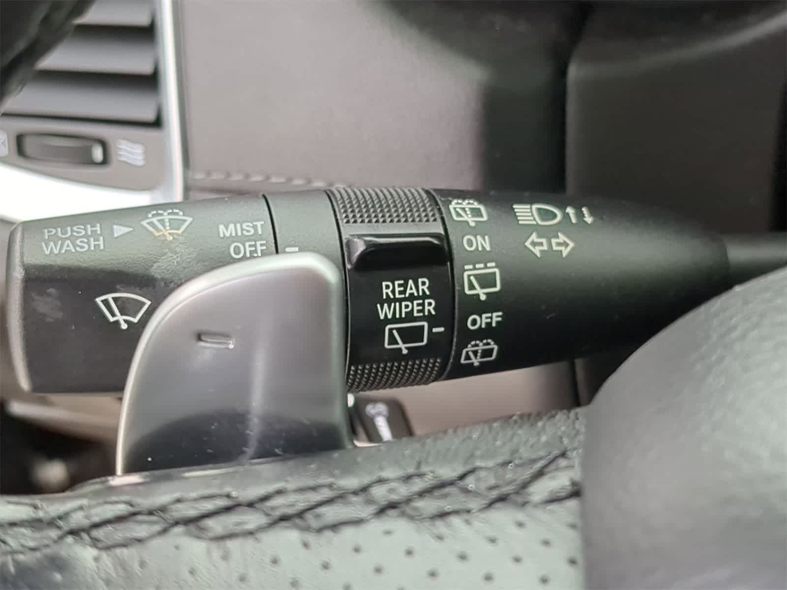 Thumbnail: 2020 Dodge Durango - 34