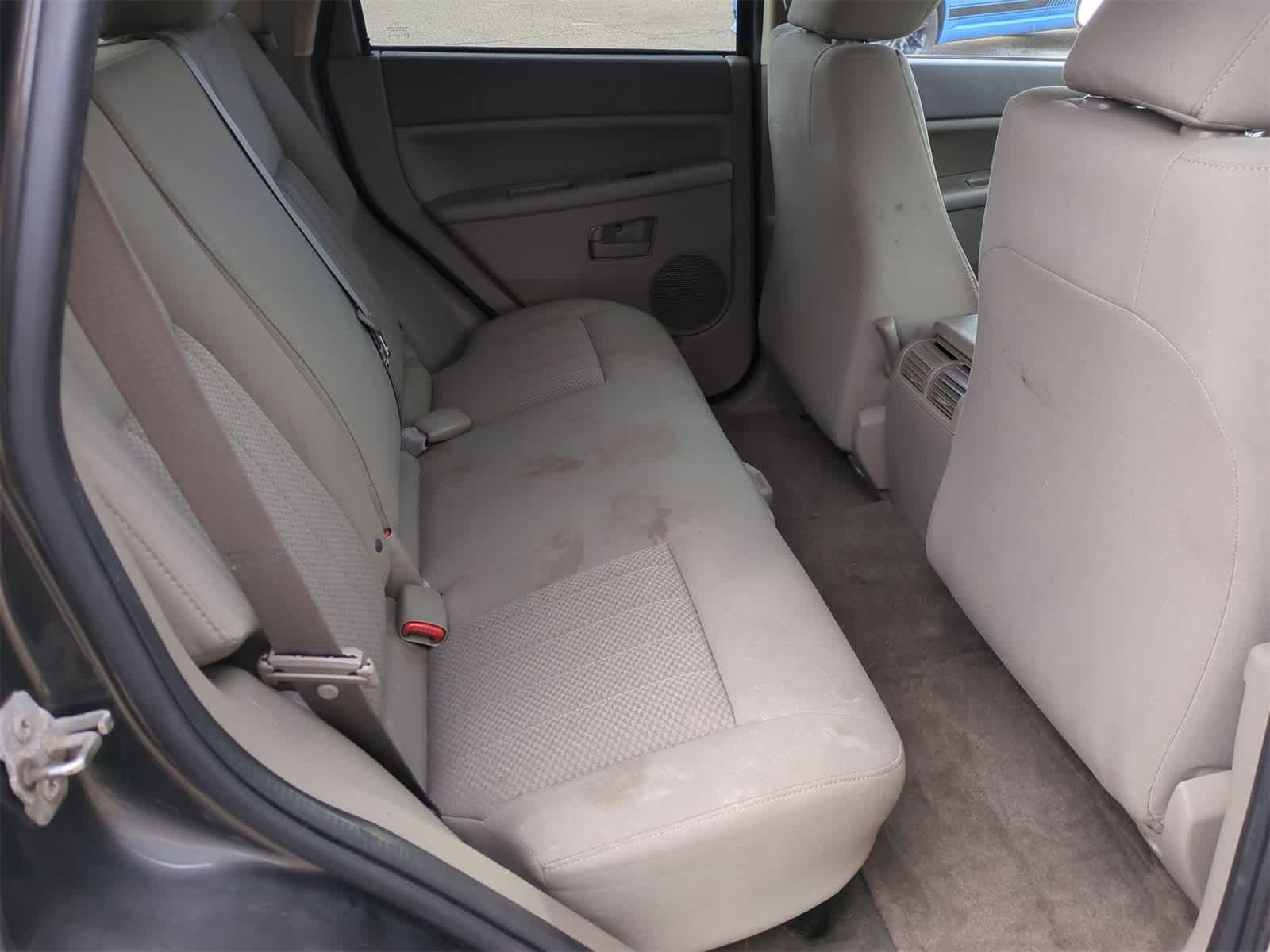 2006 Jeep Grand Cherokee Laredo 18