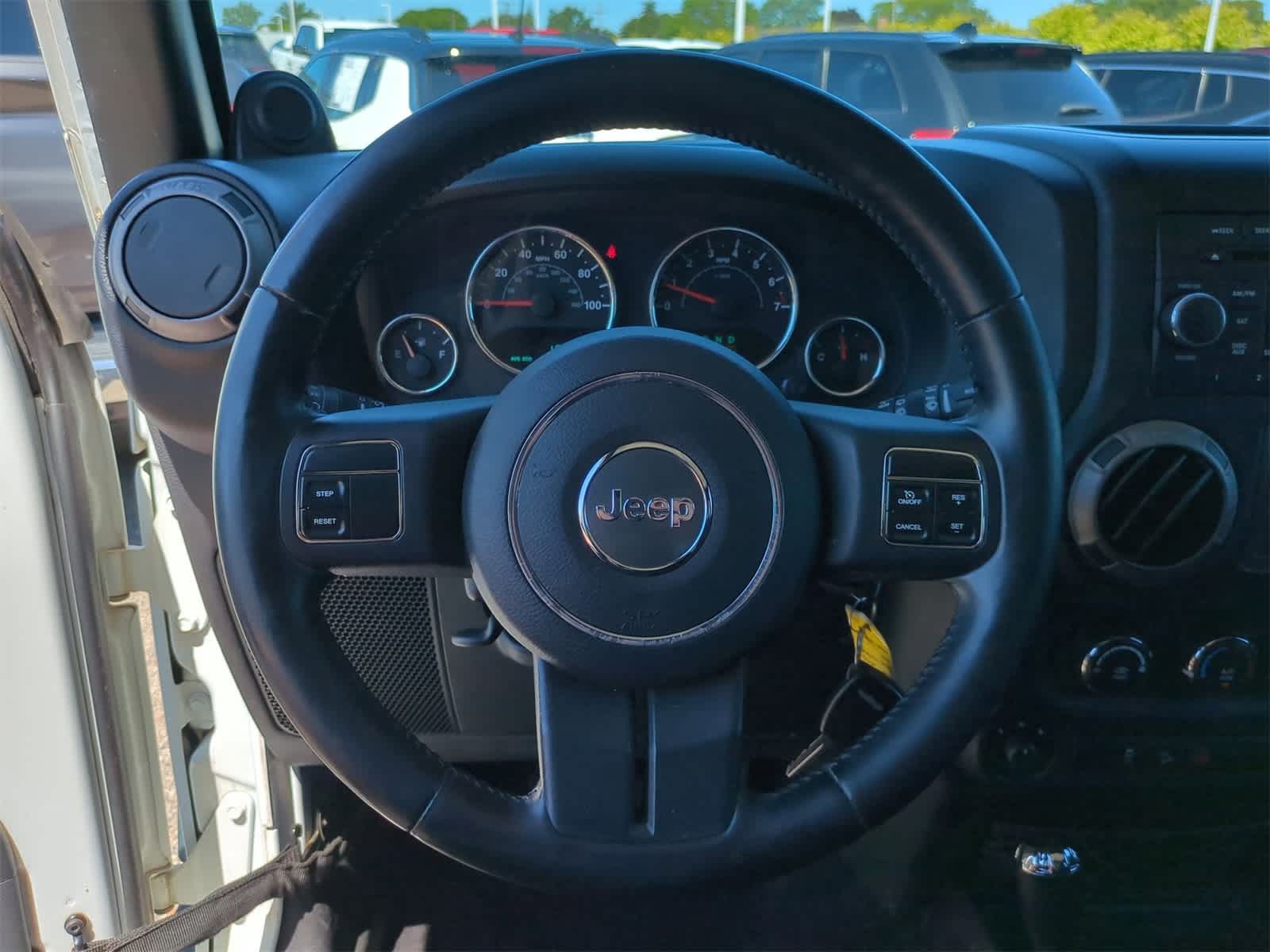 Thumbnail: 2012 Jeep Wrangler - 18