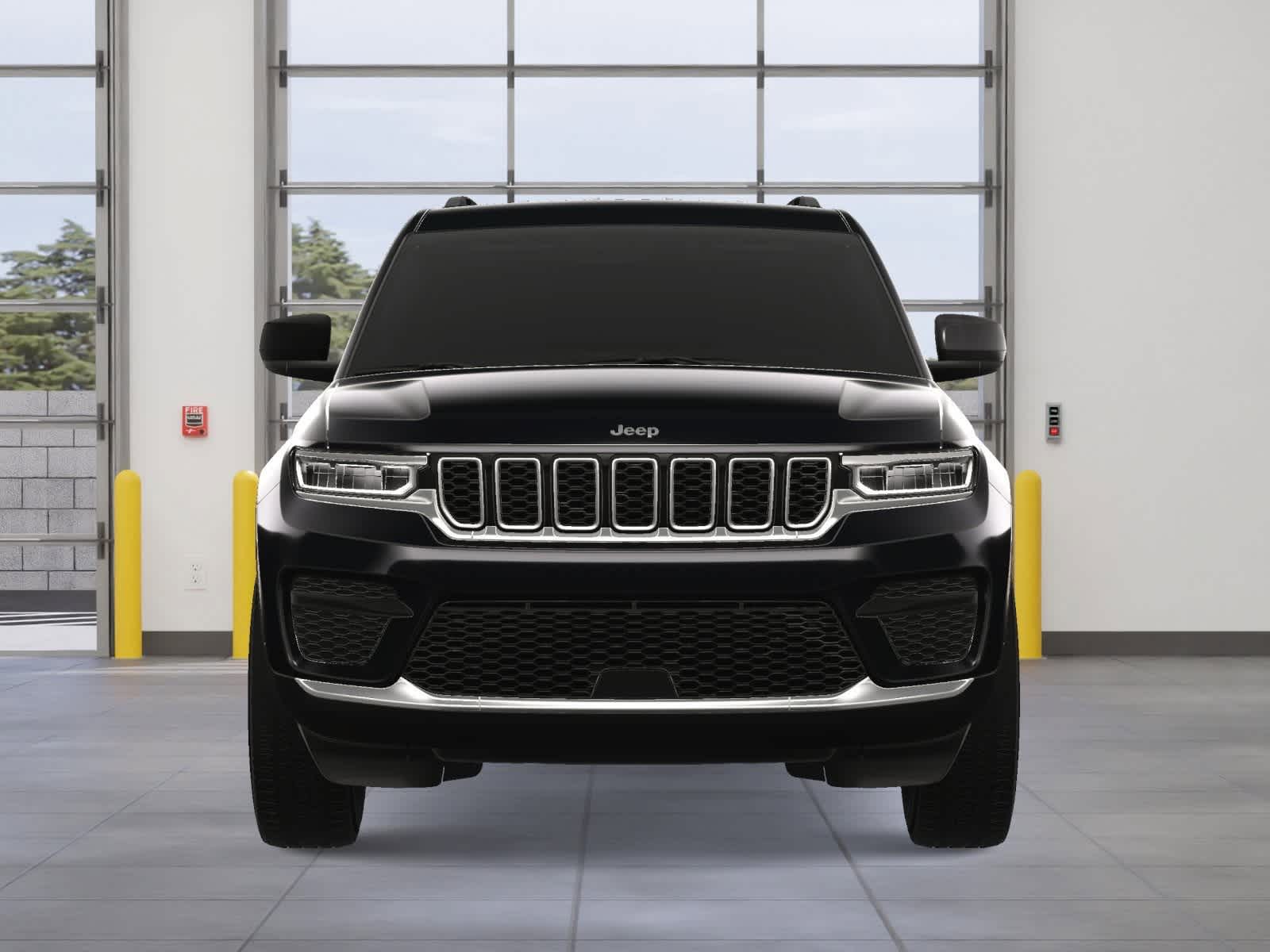 Thumbnail: 2025 Jeep Grand Cherokee - 8