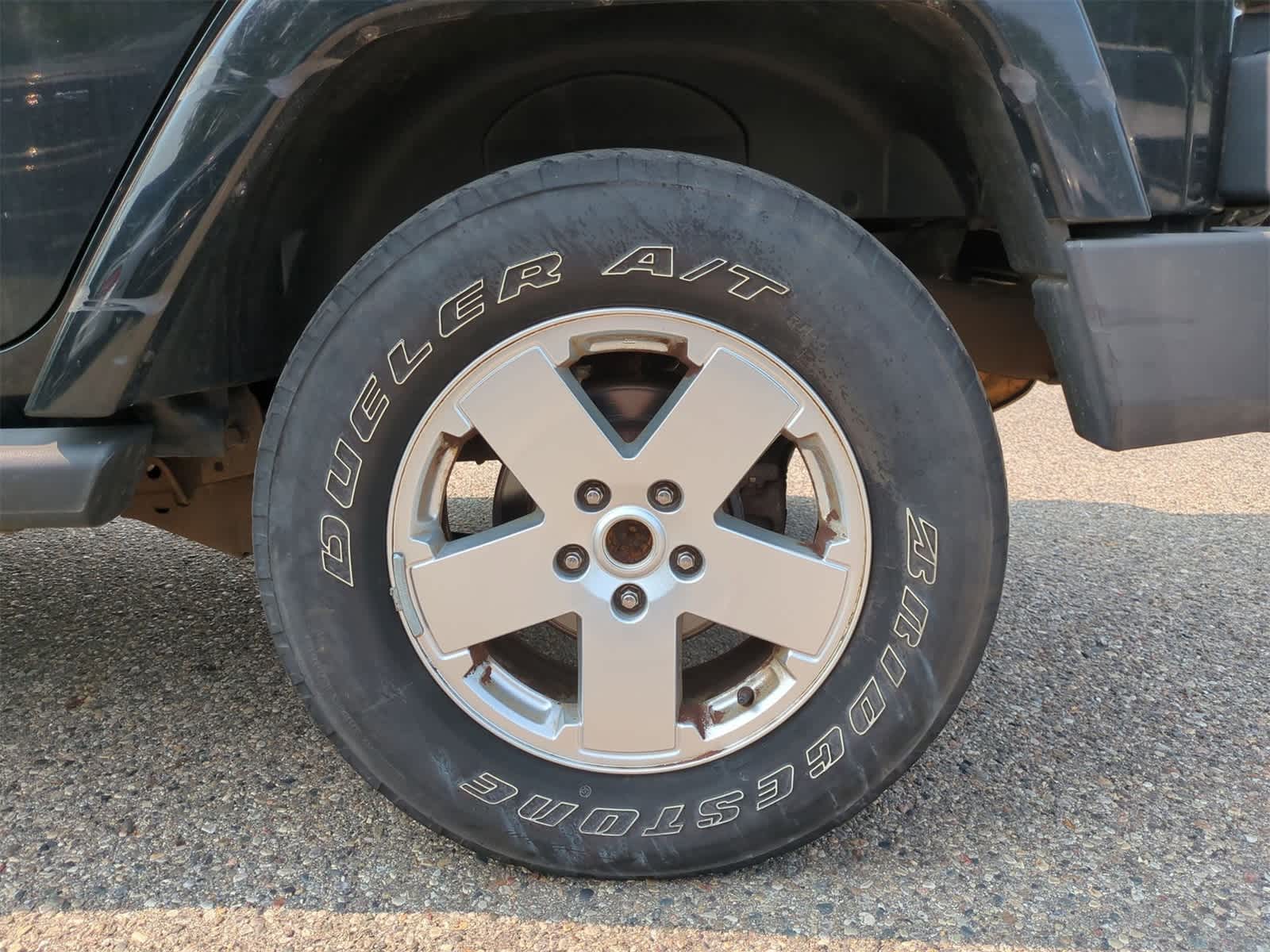 Thumbnail: 2011 Jeep Wrangler - 13
