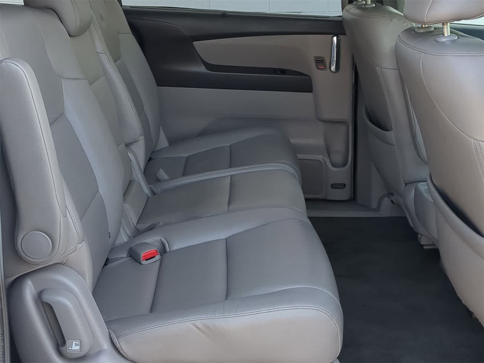 Thumbnail: 2016 Honda Odyssey - 27