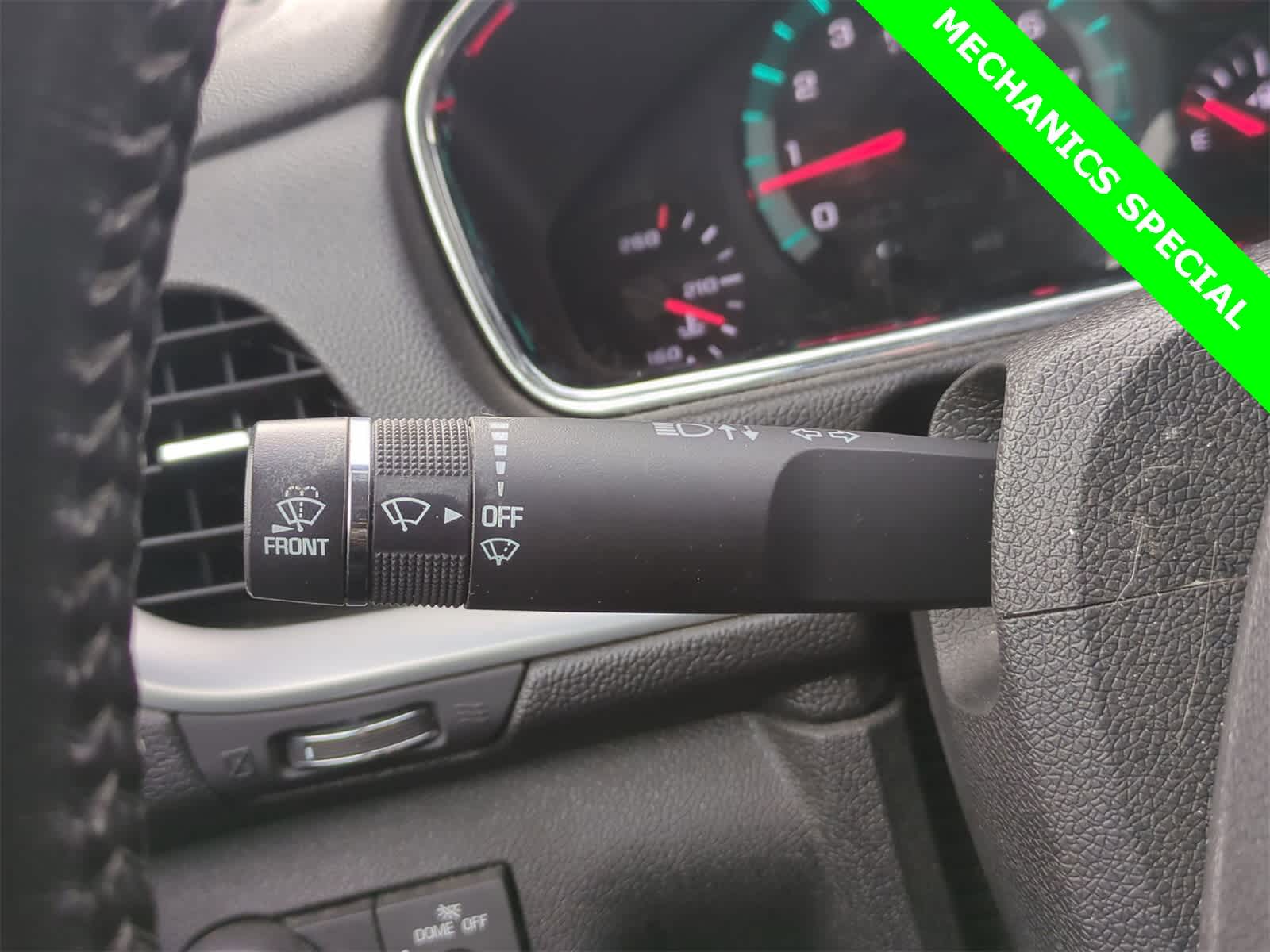 Thumbnail: 2015 Chevrolet Traverse - 34