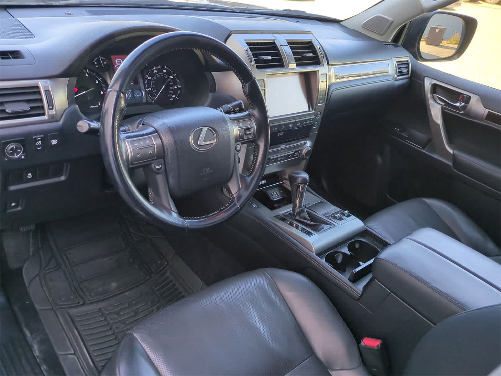 Thumbnail: 2015 Lexus GX - 10