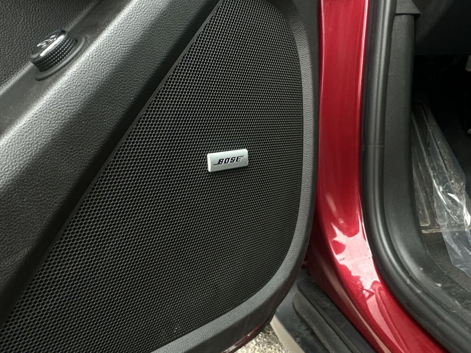 Thumbnail: 2019 Chevrolet Traverse - 32