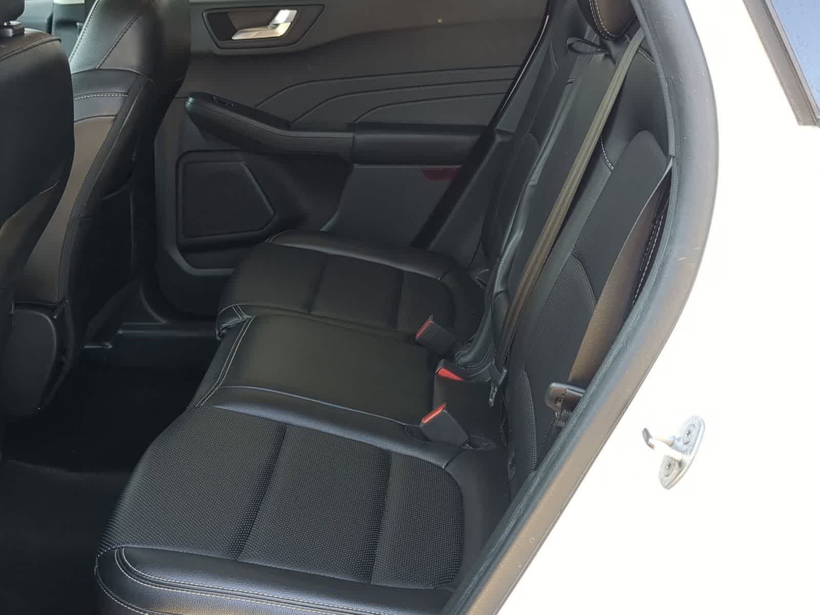 Thumbnail: 2022 Ford Escape - 19