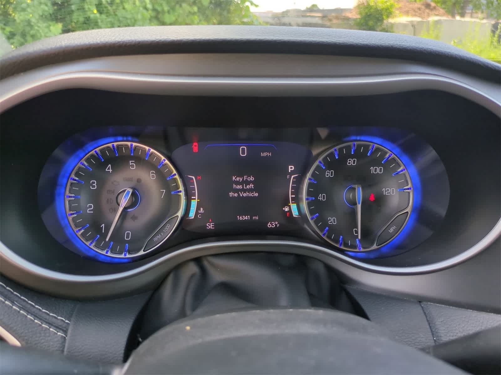 2022 Chrysler Pacifica Touring L 28