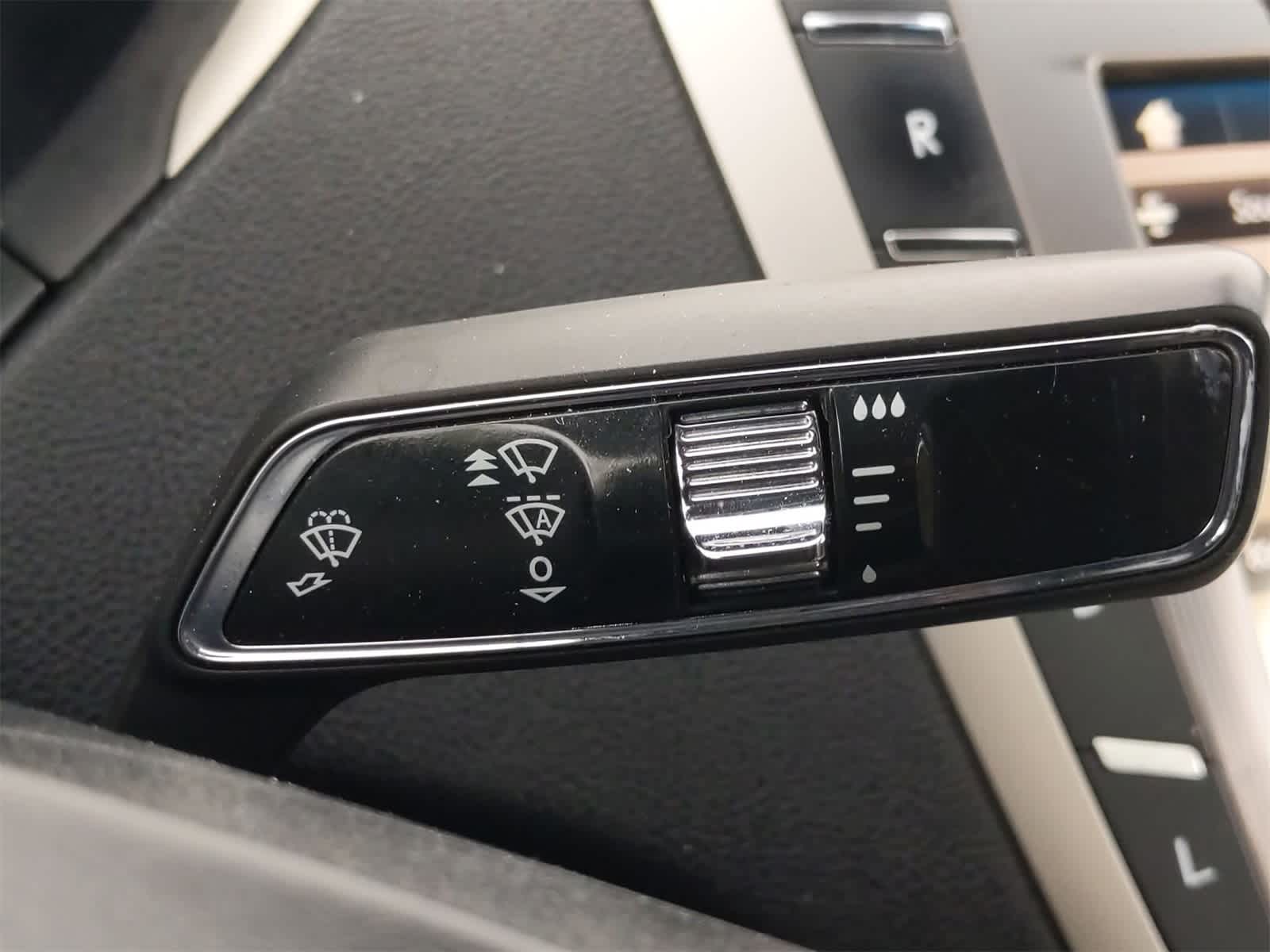 Thumbnail: 2017 Lincoln MKZ - 25