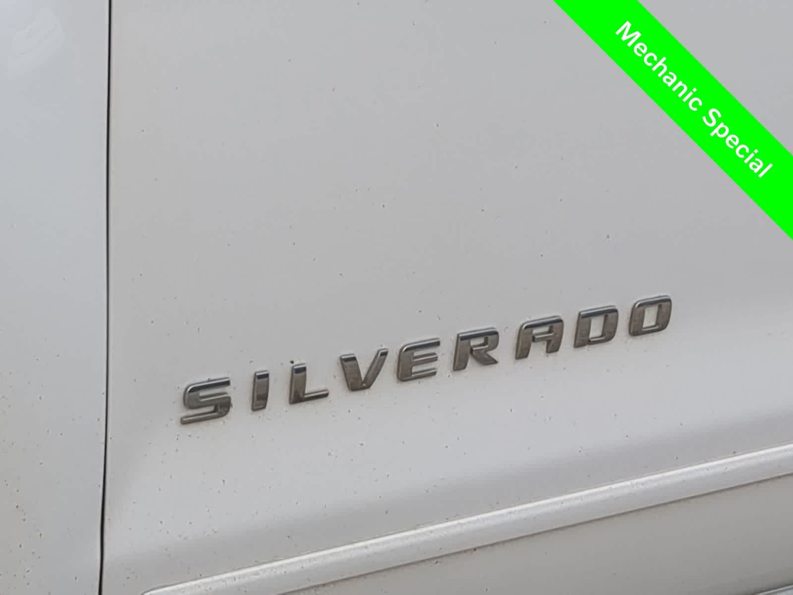 Thumbnail: 2015 Chevrolet Silverado 1500 - 13