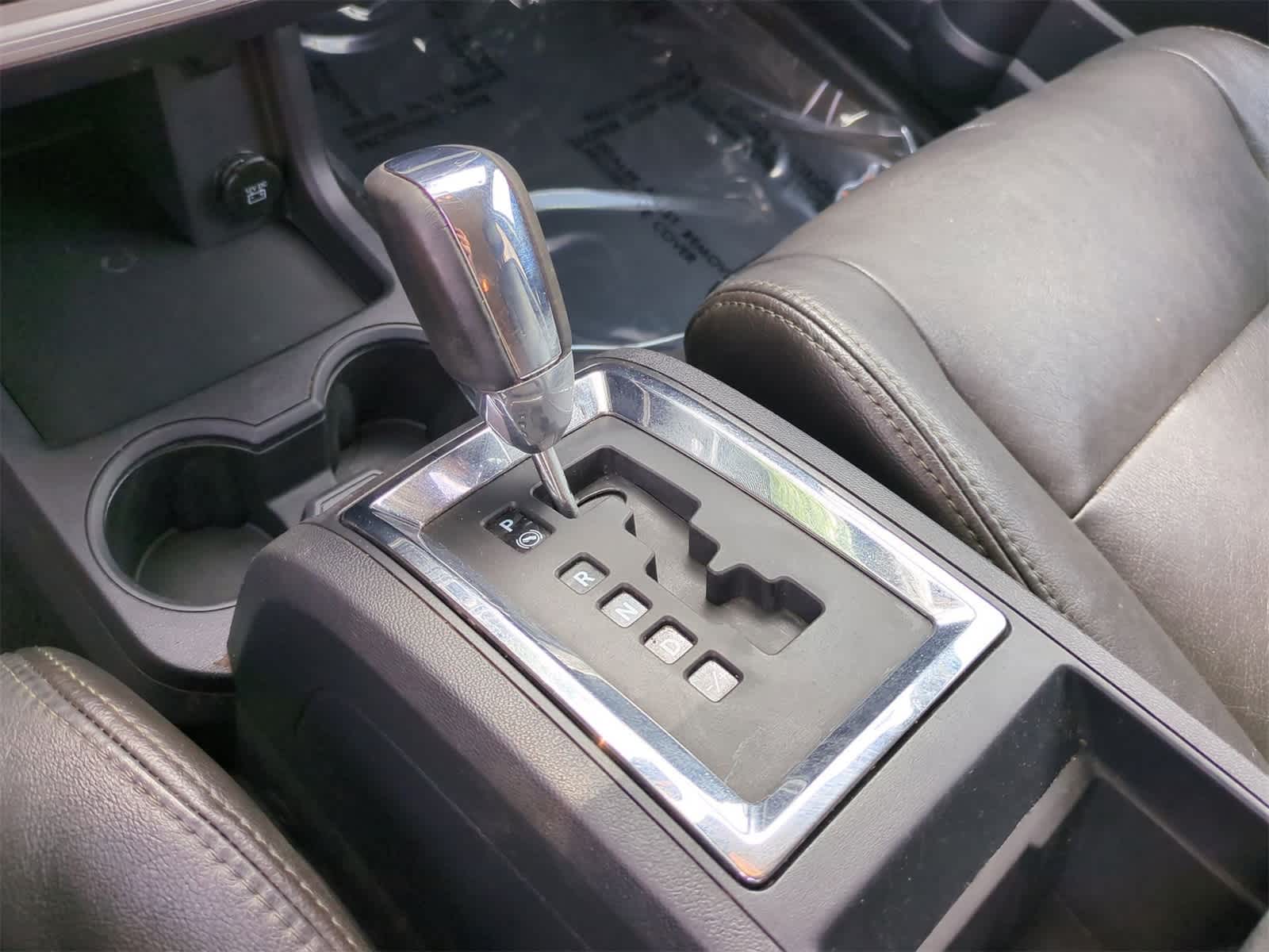 Thumbnail: 2010 Dodge Journey - 25